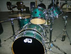 dw drums serial number lookup